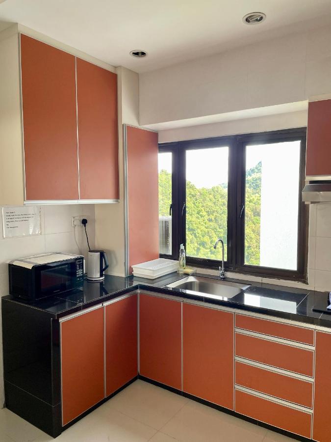 The Ferringhi Seaview Apartment Бату Феринги Екстериор снимка