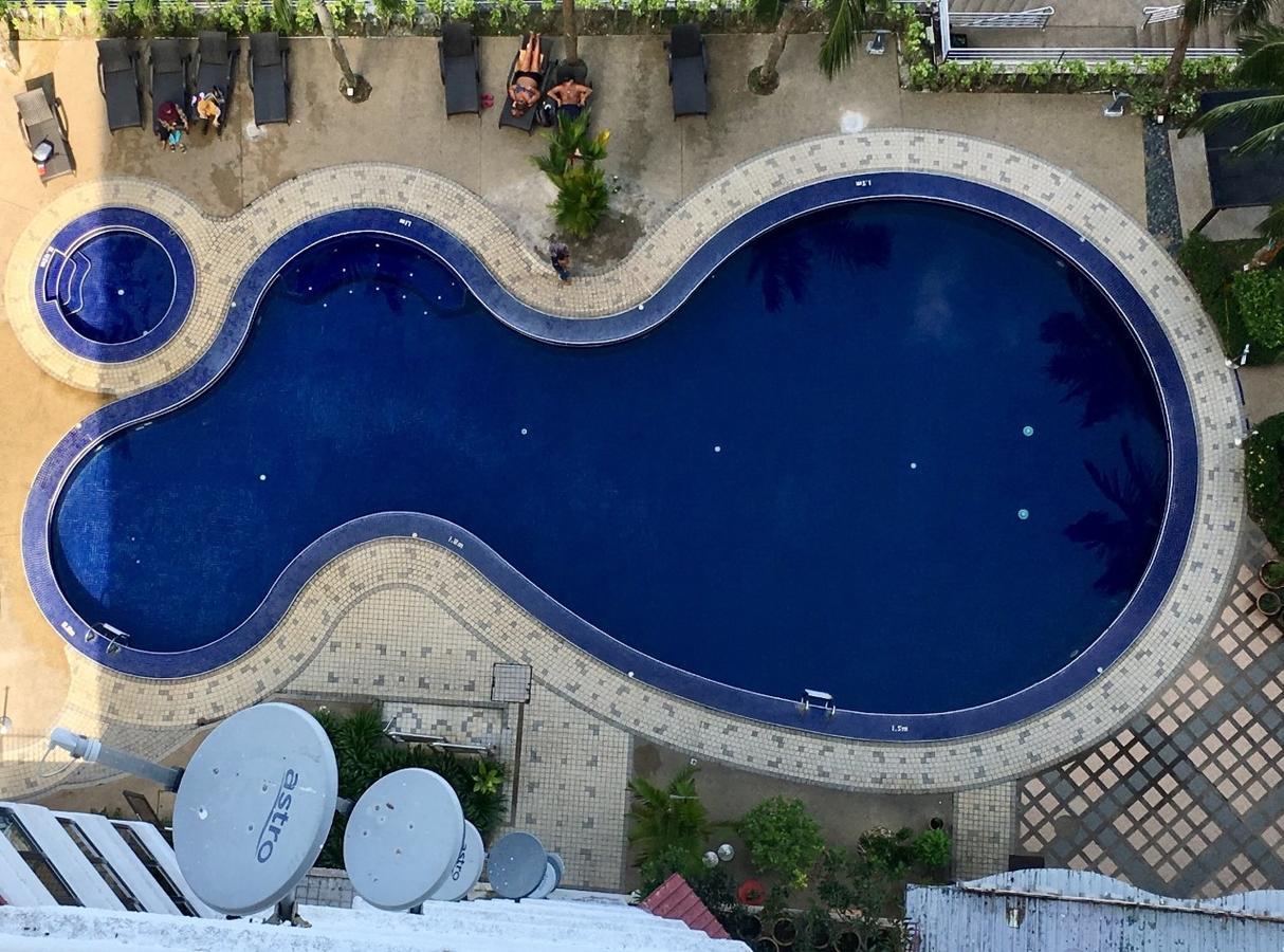 The Ferringhi Seaview Apartment Бату Феринги Екстериор снимка